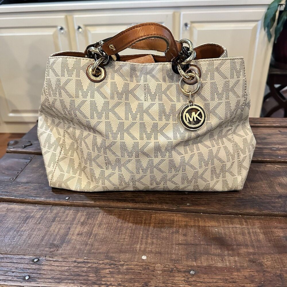 Michael Kors Cynthia MK Monogram Leather & PVC Satchel Bag Purse *READ
